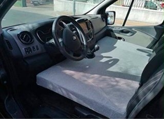 Cama Trafic / Vivaro Delantera