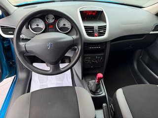 Peugeot 207 2006 3P 1.4i 88CV X-Line...88.000km!!!