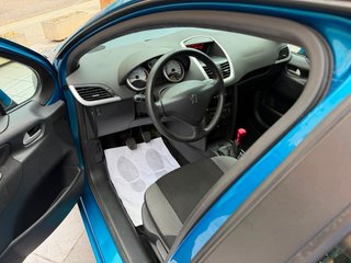 Peugeot 207 2006 3P 1.4i 88CV X-Line...88.000km!!!