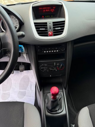 Peugeot 207 2006 3P 1.4i 88CV X-Line...88.000km!!!