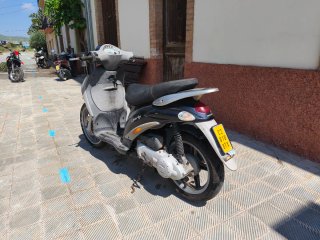 Piaggio Liberty 50 Scooter Negra/Plata
