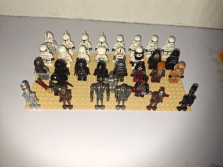 Lote 93 Minifiguras LEGO Star Wars + Regalo (LEED)