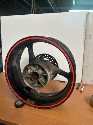 Llanta Trasera Suzuki GSXR 1000 2011