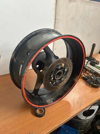 Llanta Trasera Suzuki GSXR 1000 2011