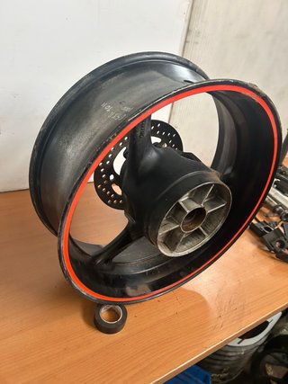 Llanta Trasera Suzuki GSXR 1000 2011
