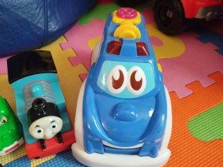 Lote coches grandes con sonido
