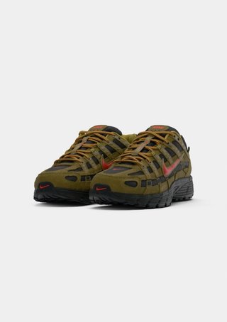 Tenis Nike Nuevos Verde y Rojo