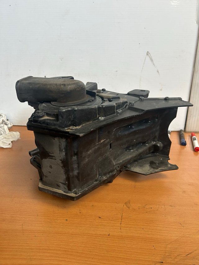 Caja Filtro Aire Triumph Bonneville 2008