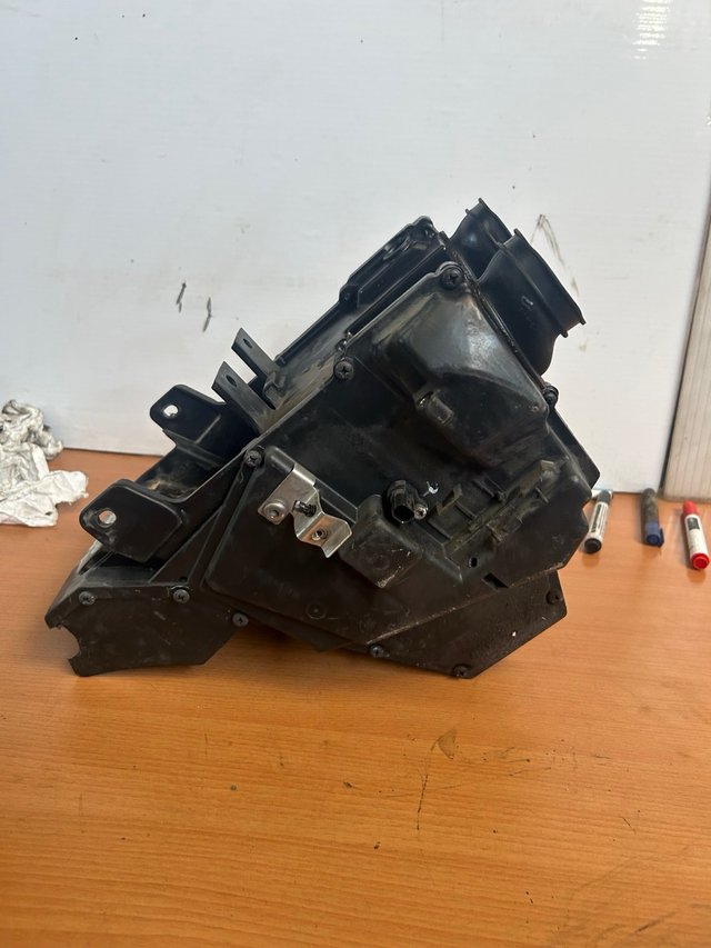 Caja Filtro Aire Triumph Bonneville 2008