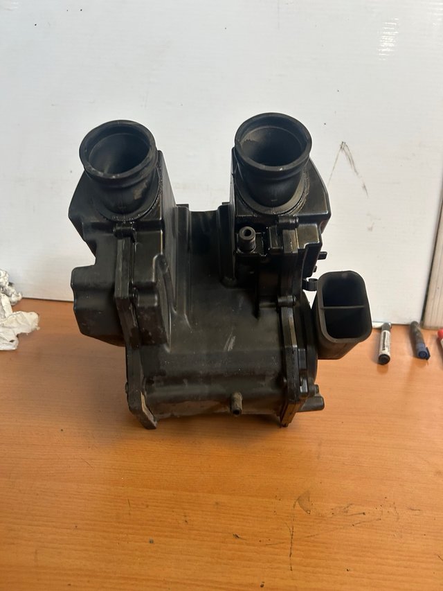 Caja Filtro Aire Triumph Bonneville 2008