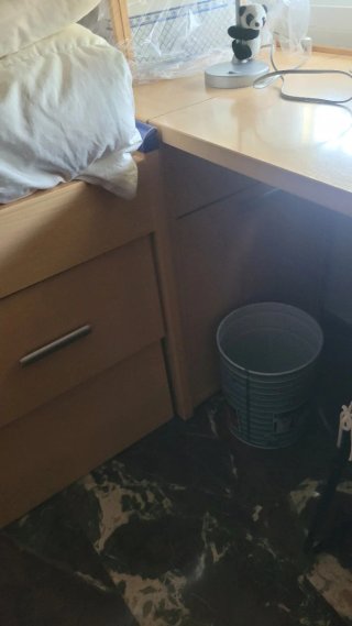 Dormitorio juvenil con cajones