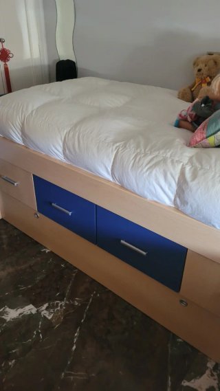 Dormitorio juvenil con cajones