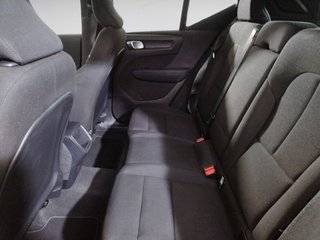Volvo XC40 T2 Essential Auto 95 kW (129 CV)