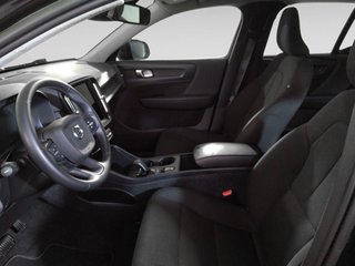 Volvo XC40 T2 Essential Auto 95 kW (129 CV)