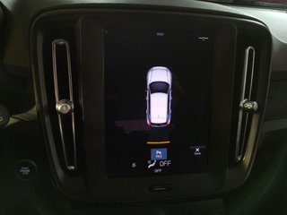 Volvo XC40 T2 Essential Auto 95 kW (129 CV)