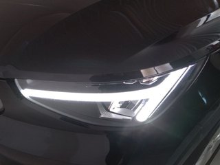 Volvo XC40 T2 Essential Auto 95 kW (129 CV)