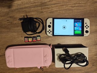 Nintendo Switch OLED Blanca + Accesorios