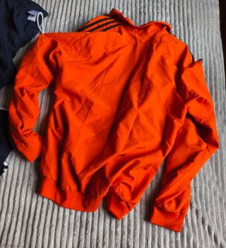 Chándal Adidas Naranja y Negro