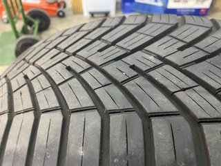 Nuematicos continental 235/60r18 107 4 estaciones
