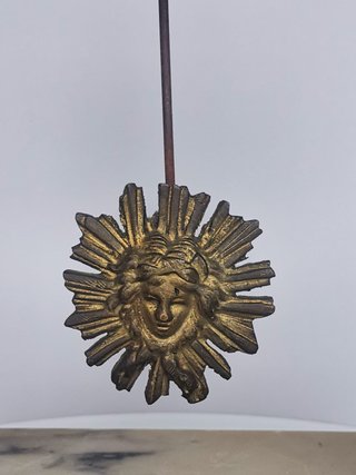 Reloj pórtico antiguo mármol y bronce con péndulo