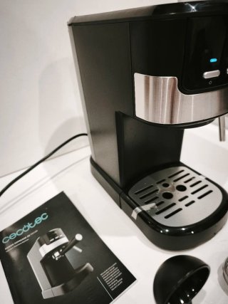 Cafetera Cecotec Power Espresso Compacta Pecan 20