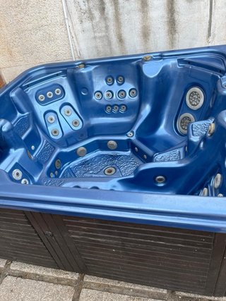 Jacuzzi Coast Mountain Spas 10th Anniversary