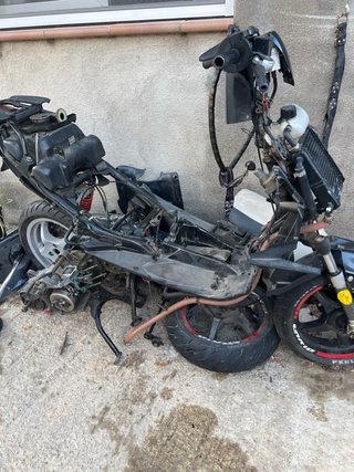Yamaha Aerox 50cc Scooter