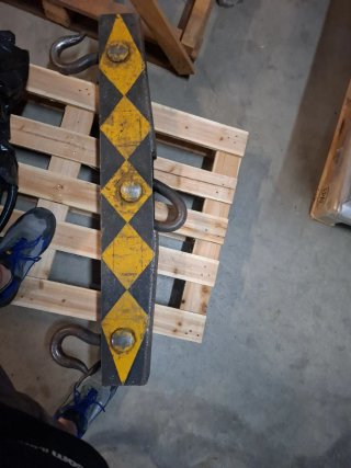 Placa balanceadora para grúa