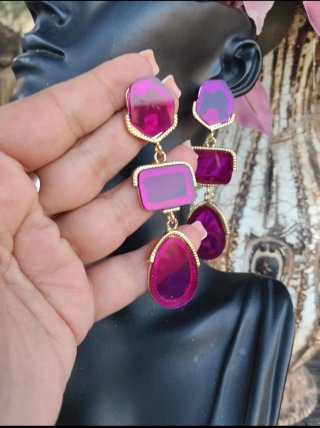 Pendientes largos piedras fucsia y morado