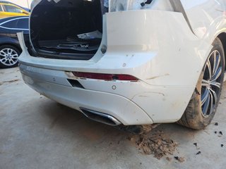 PARAGOLPES TRASERO VOLVO XC60 Inscription AWD