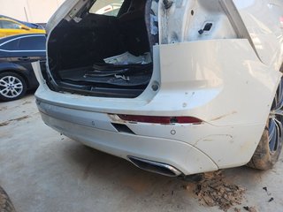 PARAGOLPES TRASERO VOLVO XC60 Inscription AWD