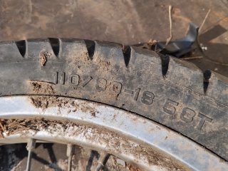 Juego de llantas Enduro / Marchas 21" y 18" (Derbi
