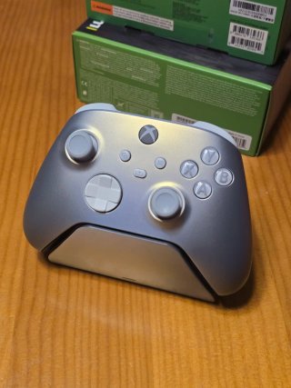 Xbox Lunar Shift Controller + Cargador Rápido
