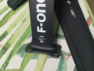 Mástil F-one UHM Carbon 85cm titán 2 12 mm