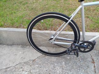Bicicleta Fixie Plateada