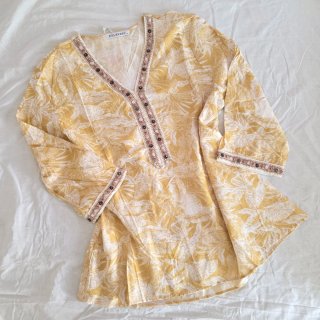 Camisa amarilla estampada Talla M