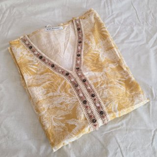 Camisa amarilla estampada Talla M