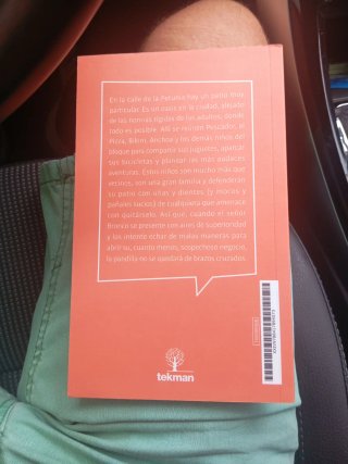 Libro  operación Petunia