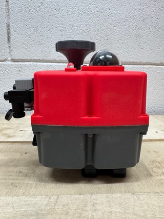 Actuador eléctrico para válvulas de 1/4 de vuelta.
