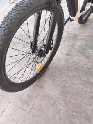 Bicicleta Eléctrica Decathlon Blanca