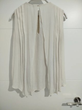 Top Zara con pedrería