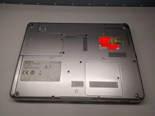 Sony Vaio VGN-CS11S Para Arreglar (LEED)