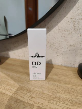Crema DD Color UTSUKUSY SPF 50