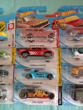 Hot Wheels 12 autos colección