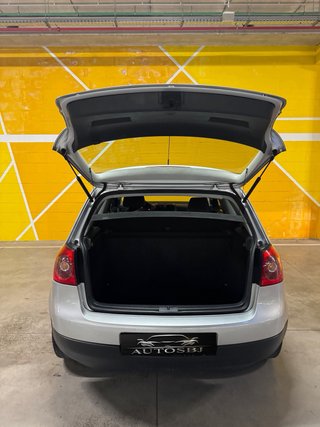 Volkswagen Golf V