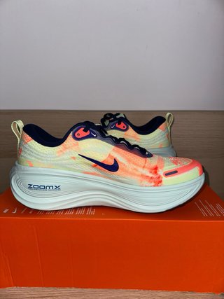 Nike ZoomX Vomero Plus