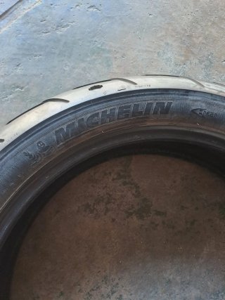 Cubierta Michelin Scorcher 31 160/70-17