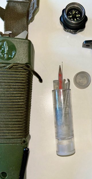 Cuchillo de monte y acampada