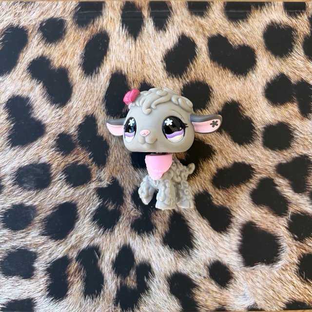 LPS #477 Lamb Sheep G2 Vintage 2006 Authentic