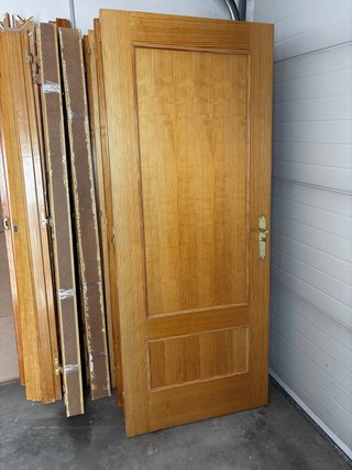 Puertas de madera maciza